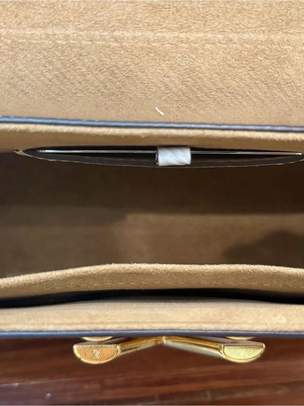 Louis Vuitton White Epi Leather Chain Shoulder Bag